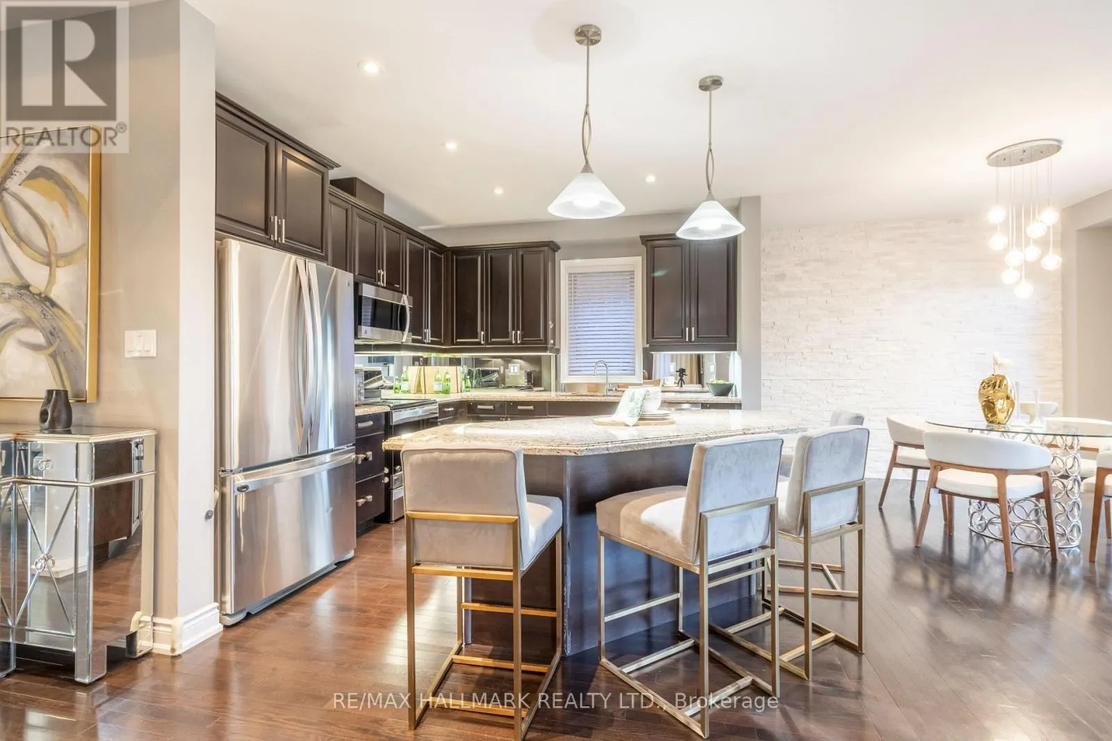 27 BEVERTON CRESCENT