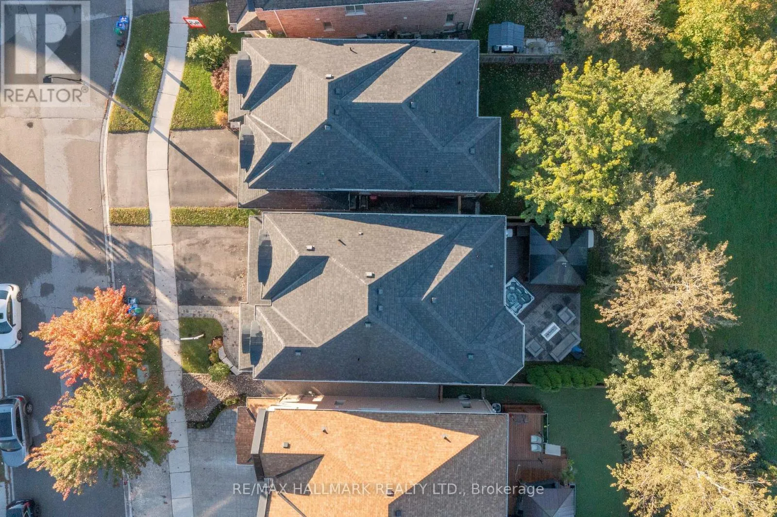 27 BEVERTON CRESCENT