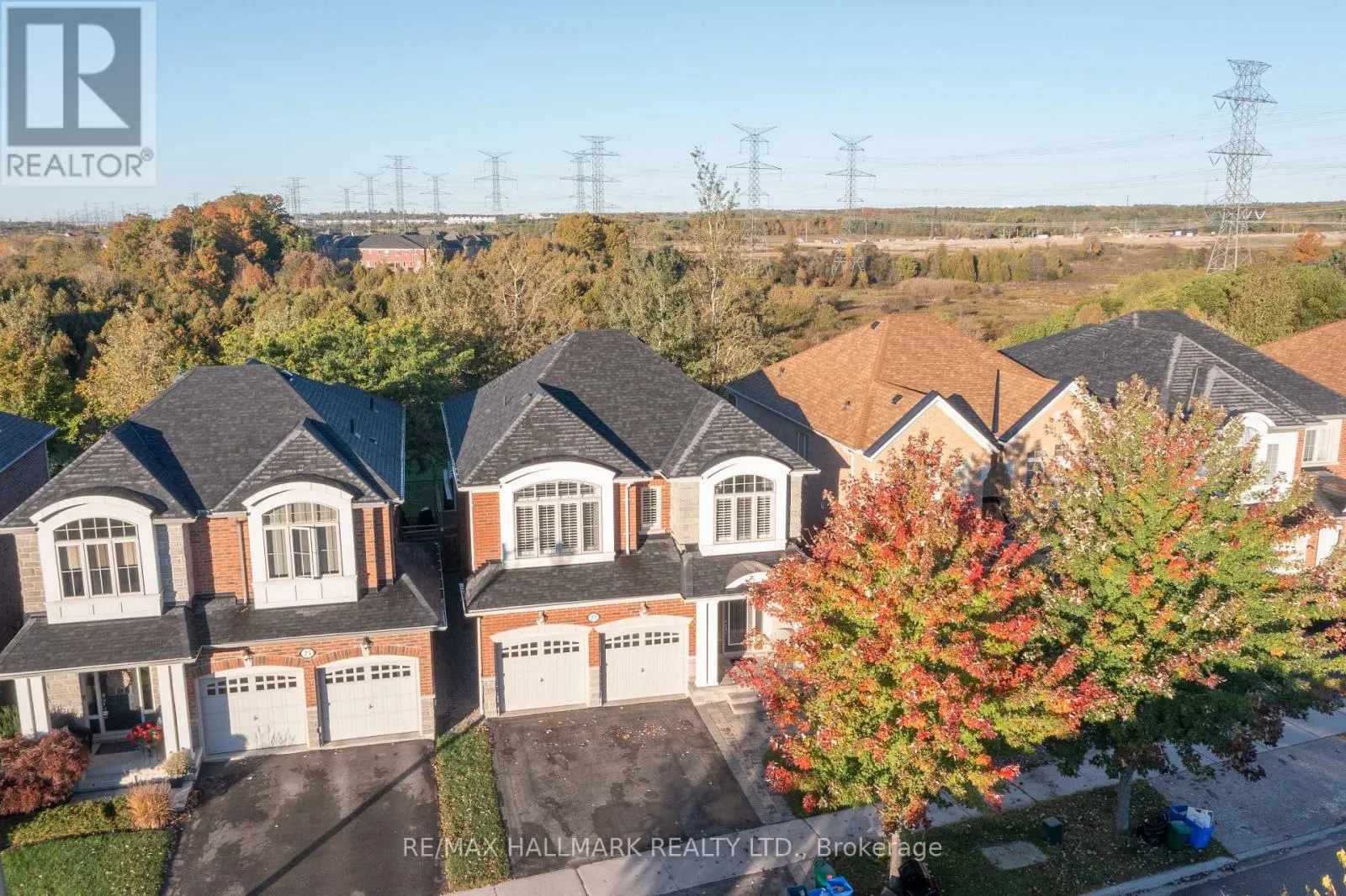 27 BEVERTON CRESCENT