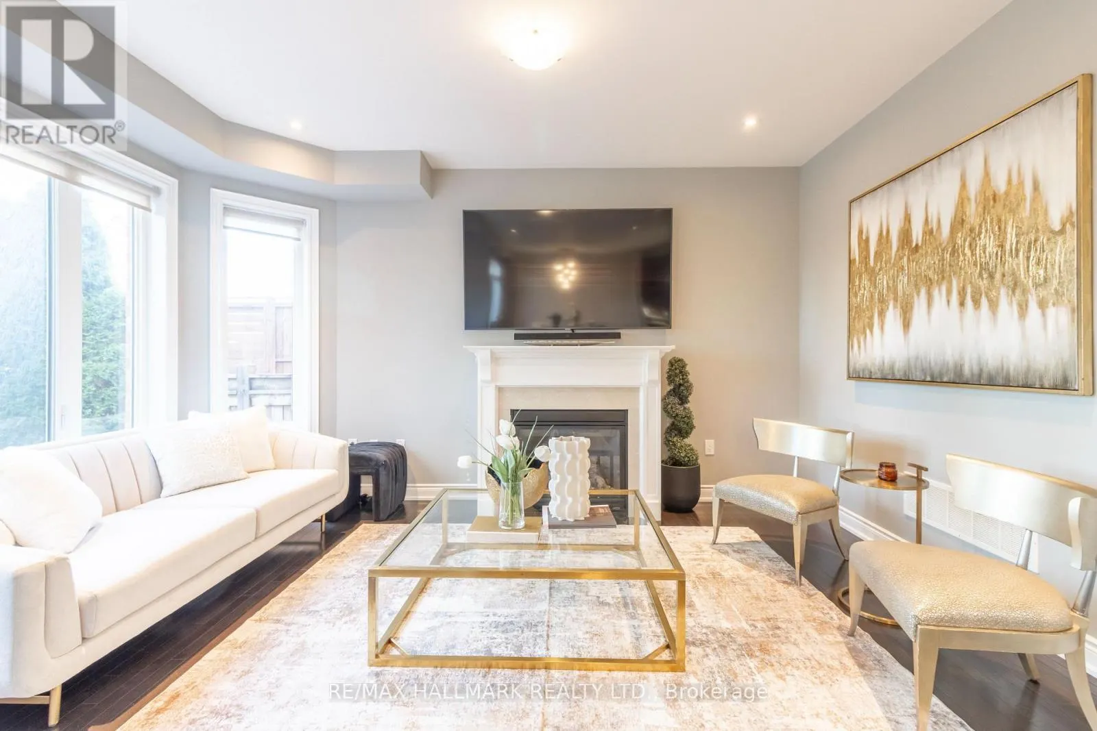 27 BEVERTON CRESCENT