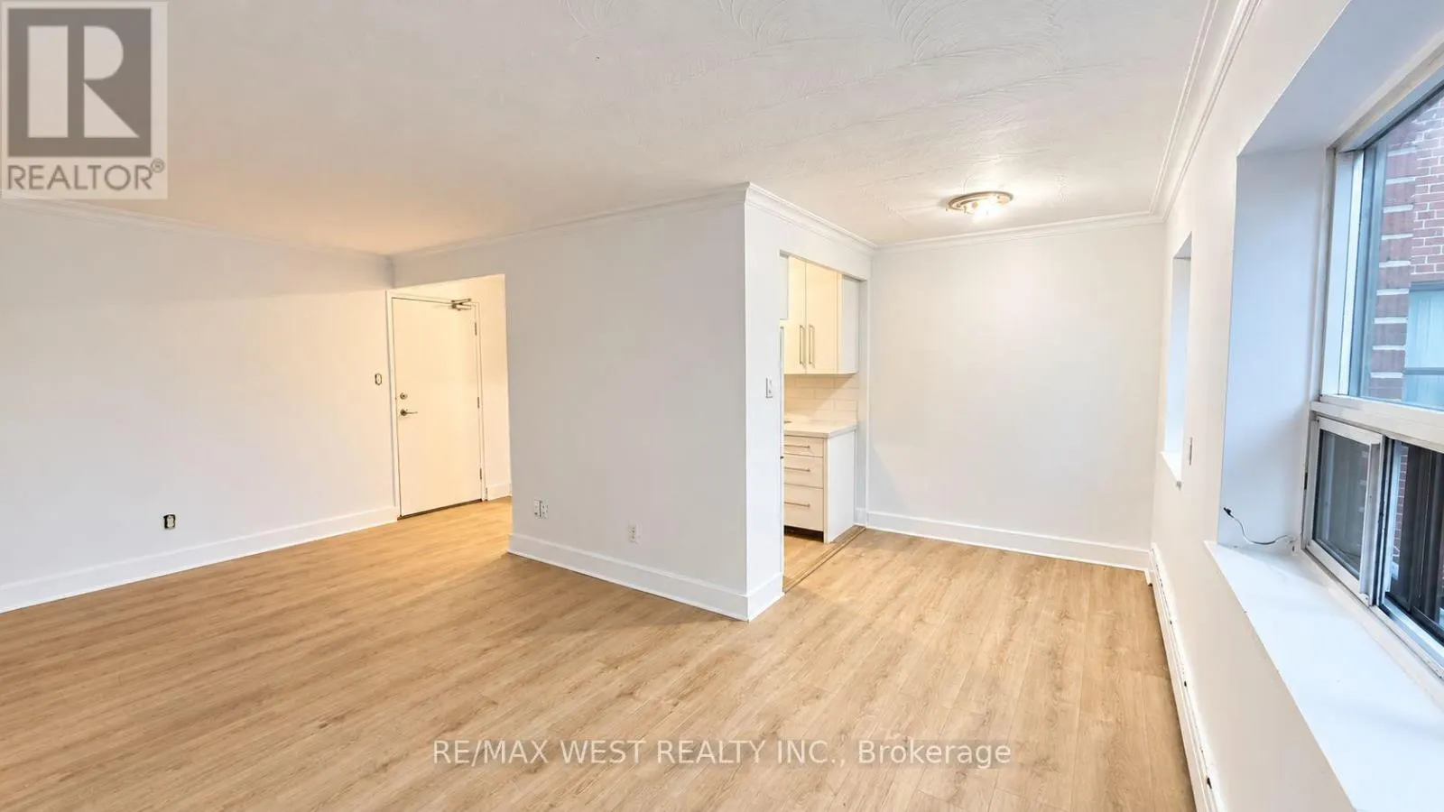 110 - 1243 BROADVIEW AVENUE