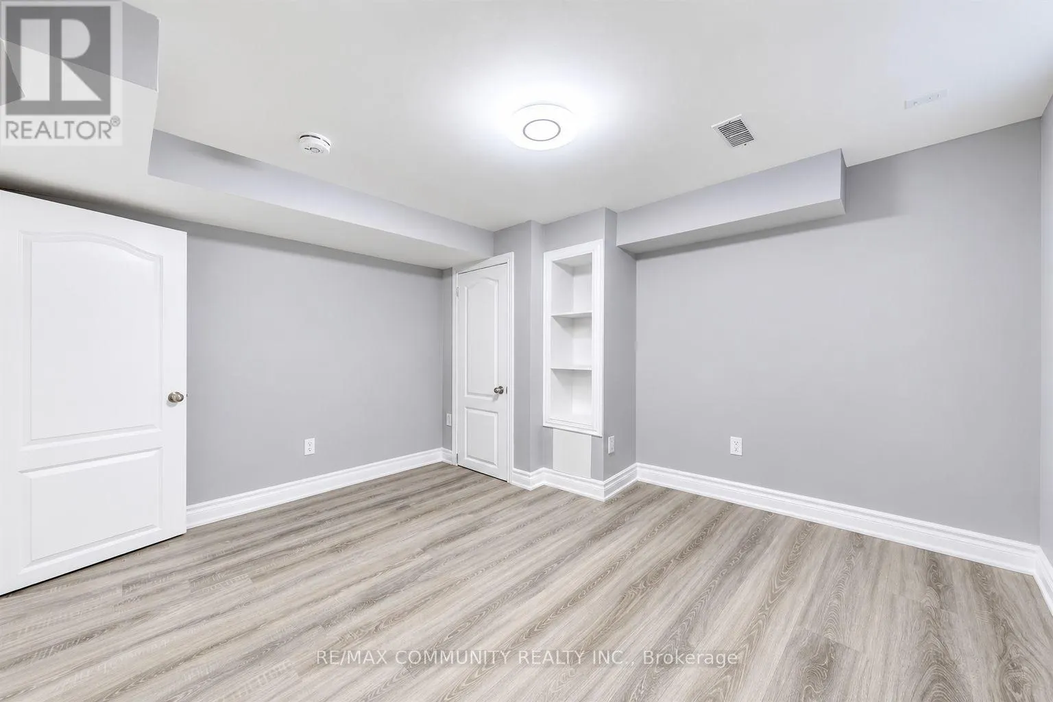 BSMT - 507 BROCK STREET S