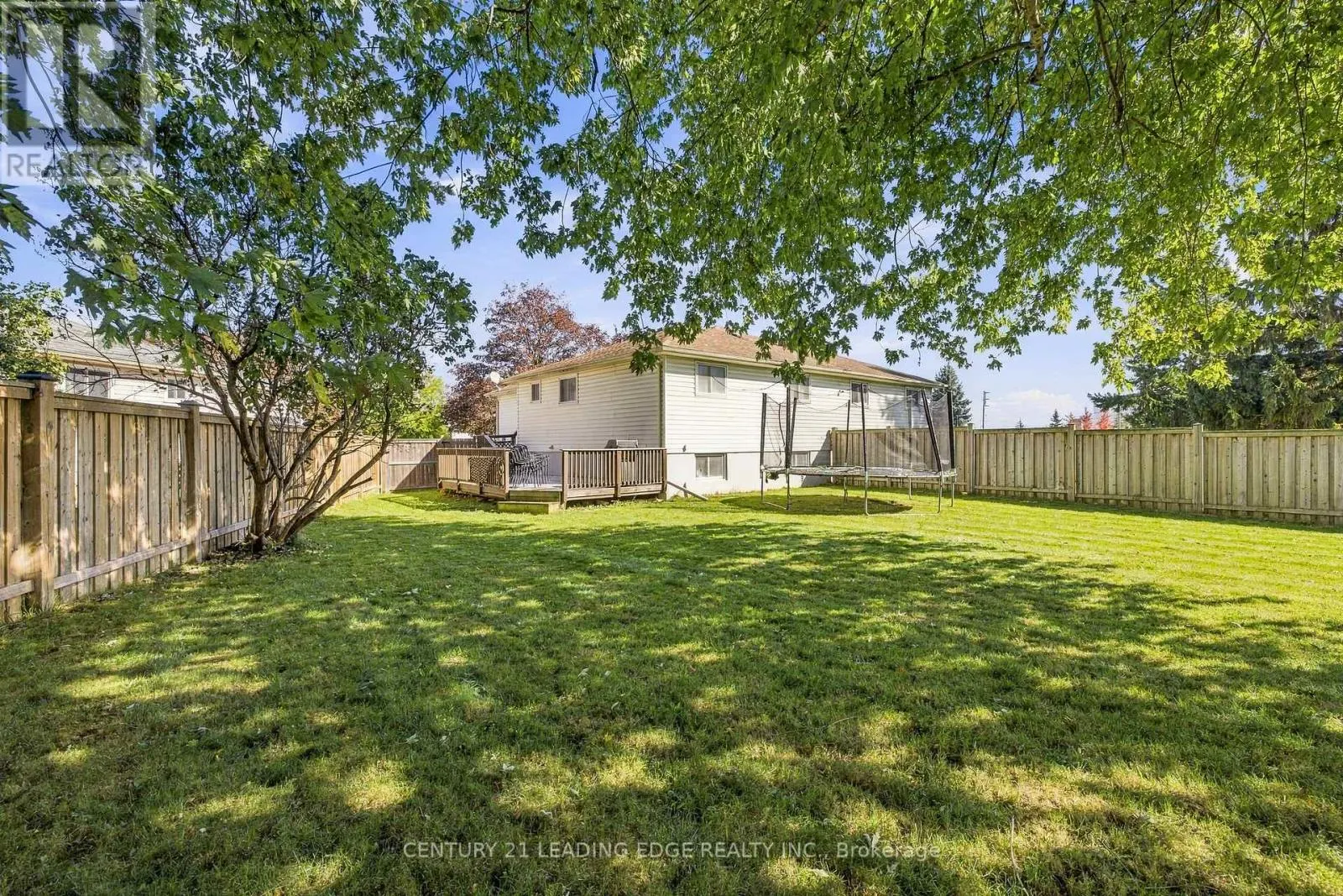 10 FAIRBAIRN COURT