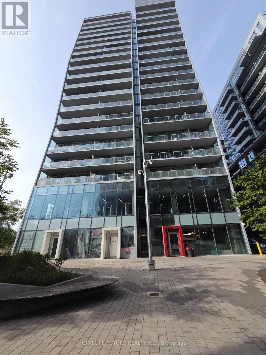 724 - 15 BASEBALL PLACE