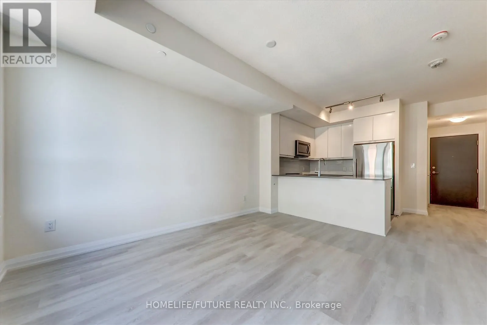 1906 - 3260 SHEPPARD AVENUE E