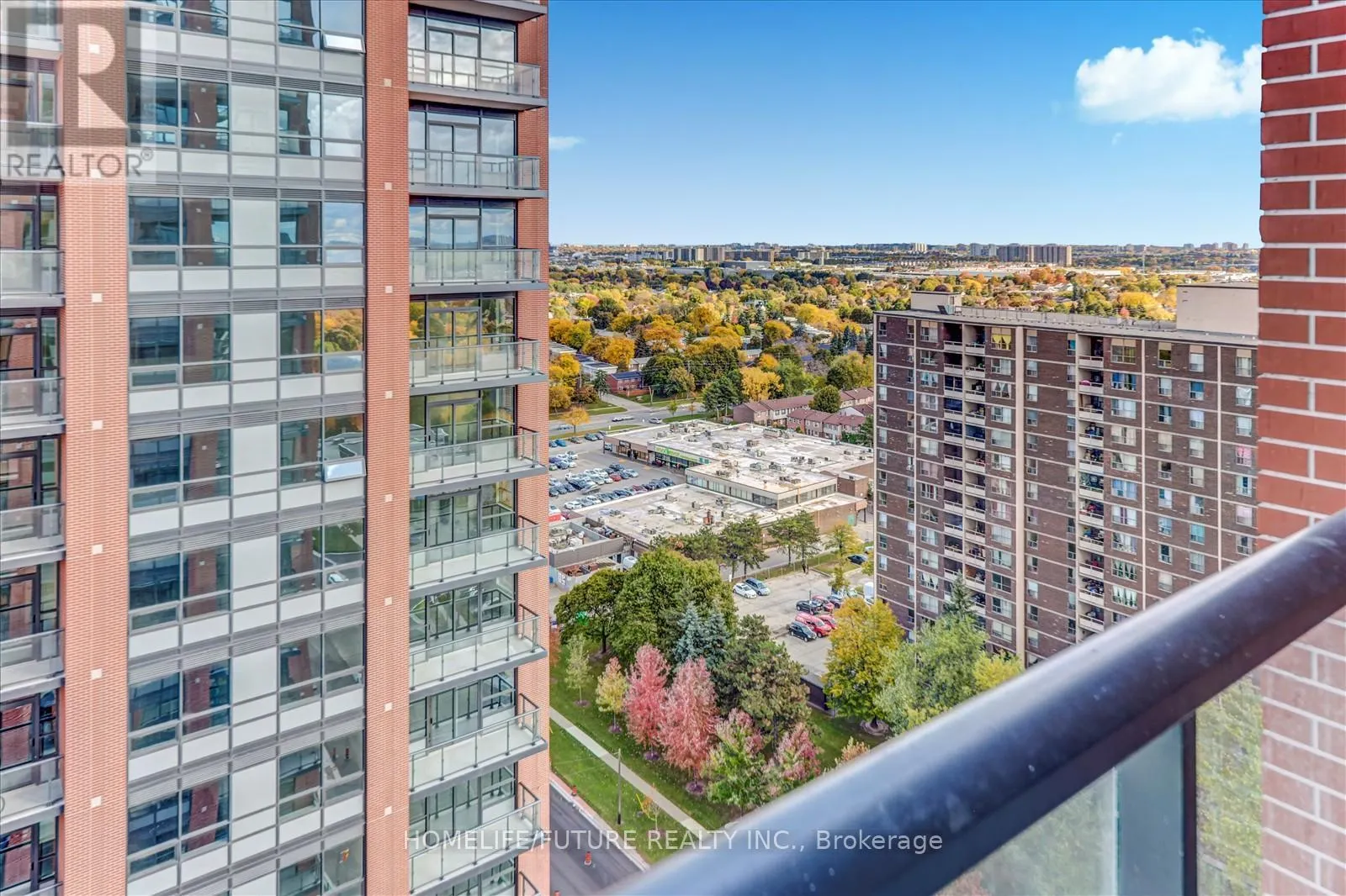 1906 - 3260 SHEPPARD AVENUE E