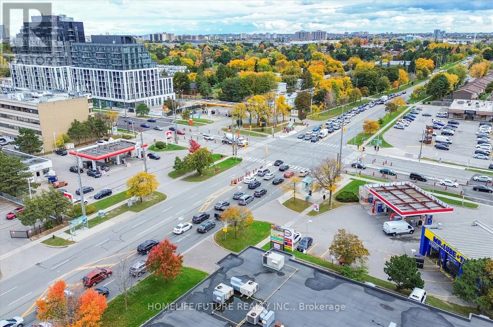 1906 - 3260 SHEPPARD AVENUE E