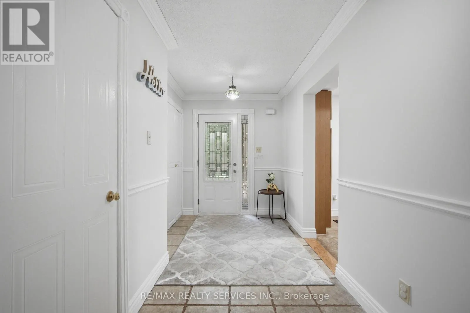 15 CLIMIE COURT