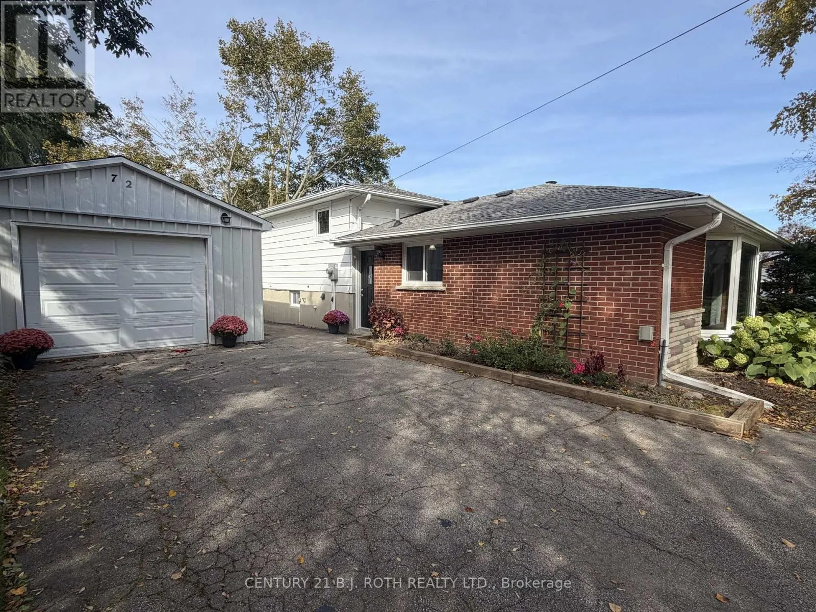 72 ALLAN STREET