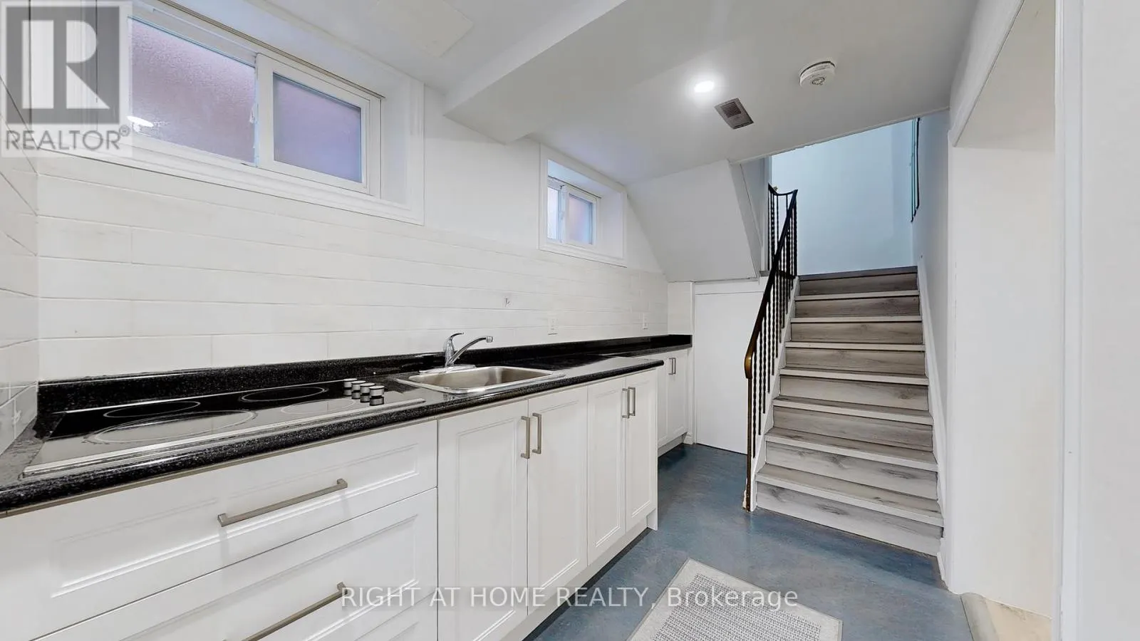 12A KENMORE AVENUE