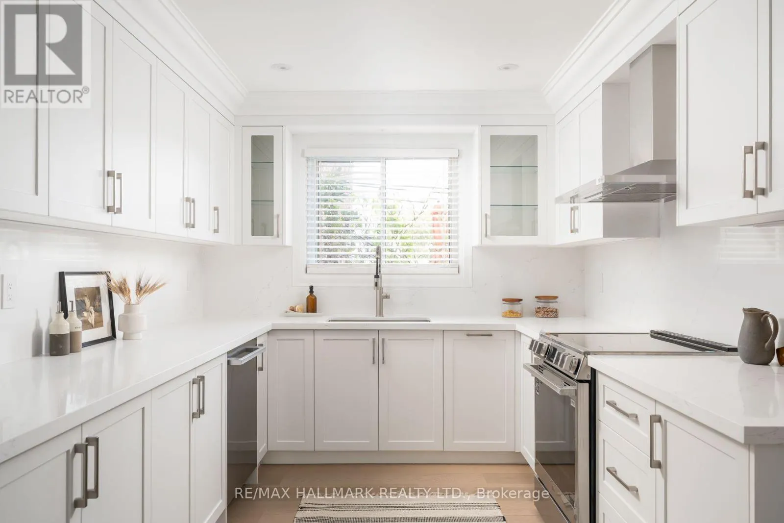 226 MORTIMER AVENUE