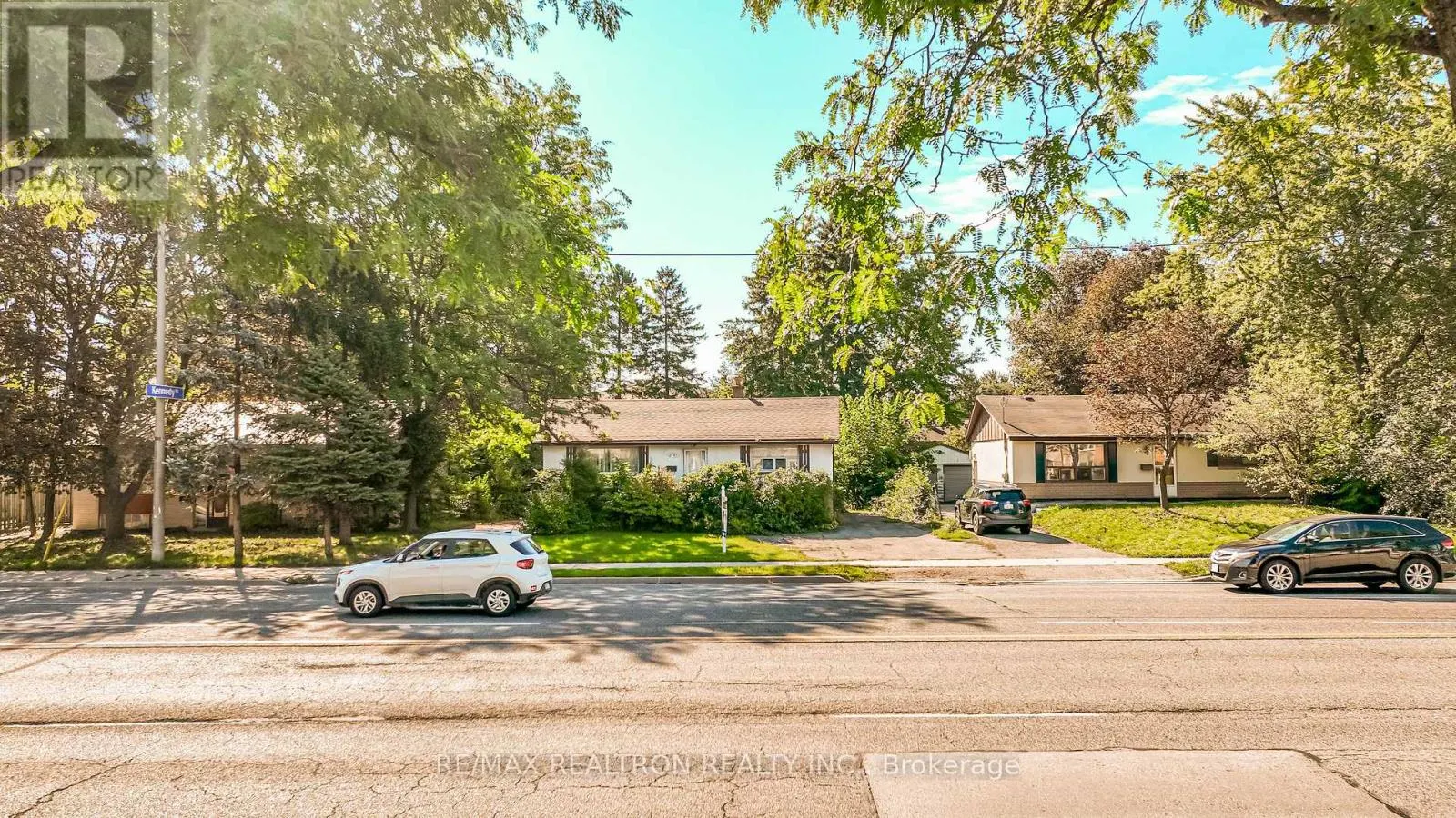 3859 FINCH AVENUE E