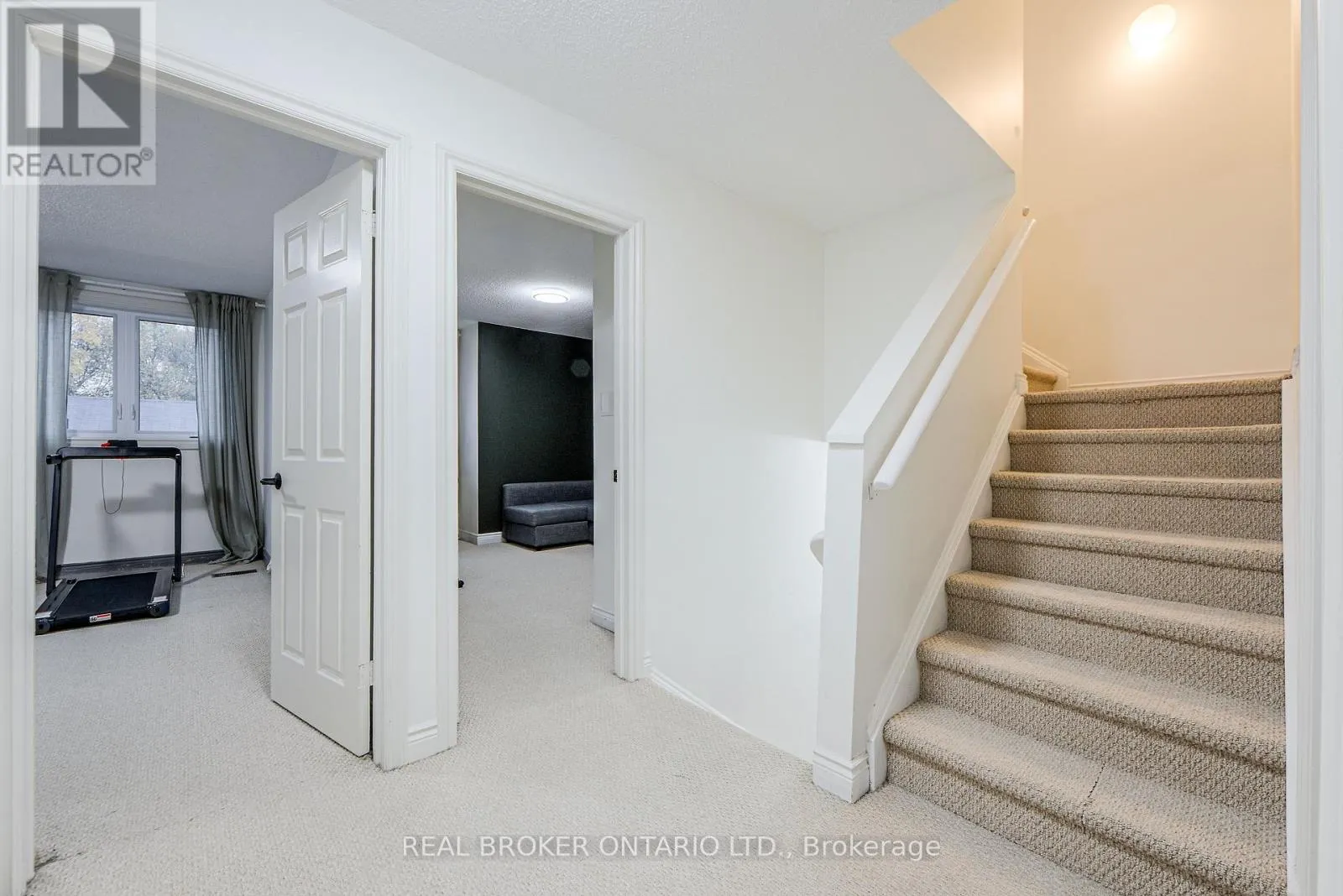 6 - 45 BIRCHMOUNT ROAD
