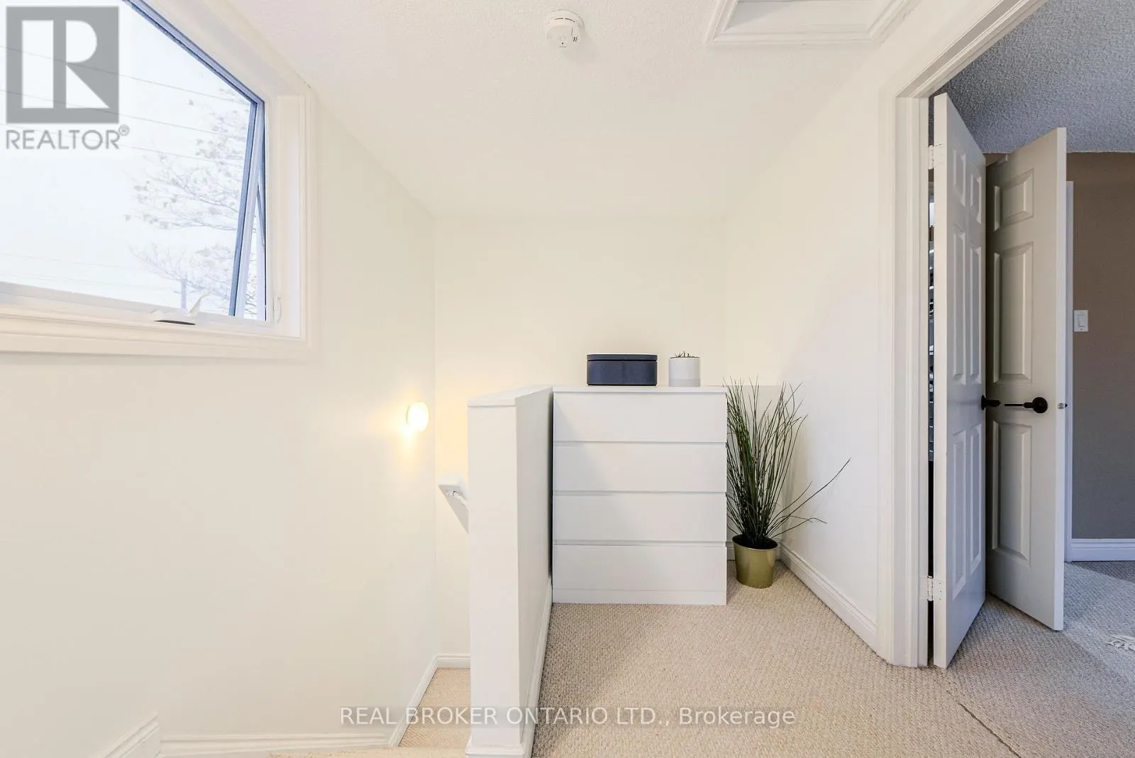 6 - 45 BIRCHMOUNT ROAD