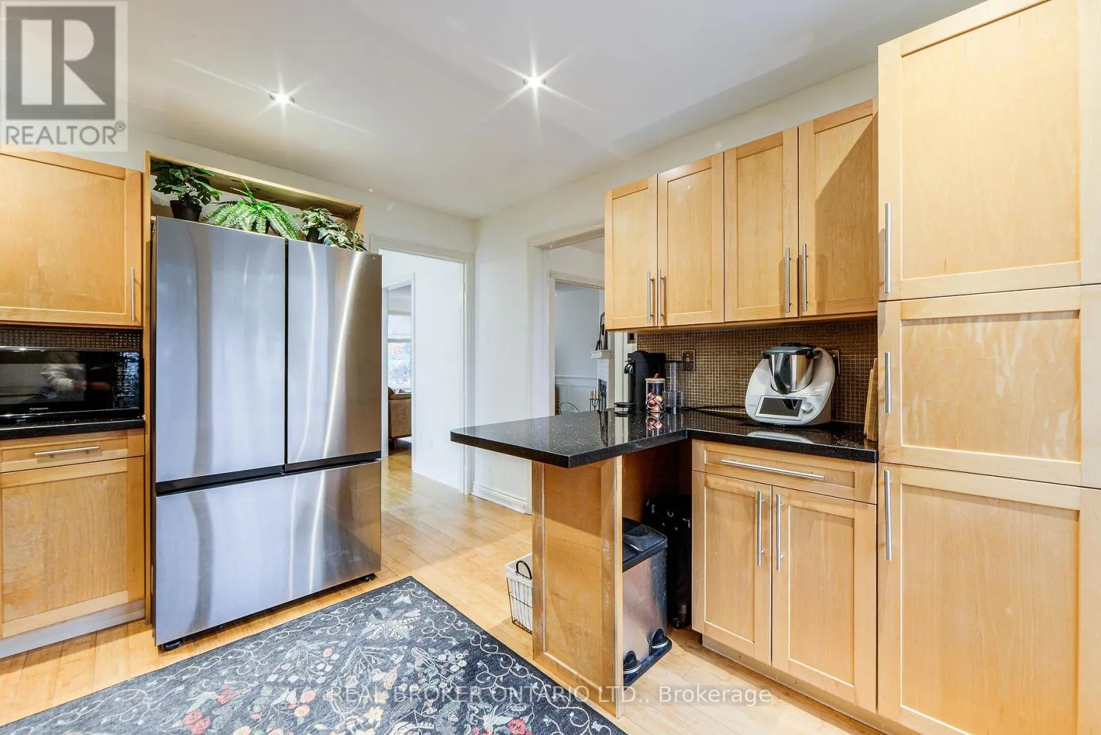6 - 45 BIRCHMOUNT ROAD