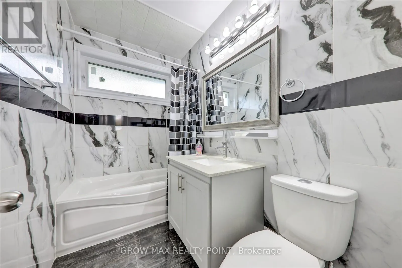 UPPER - 184 CANLISH ROAD E