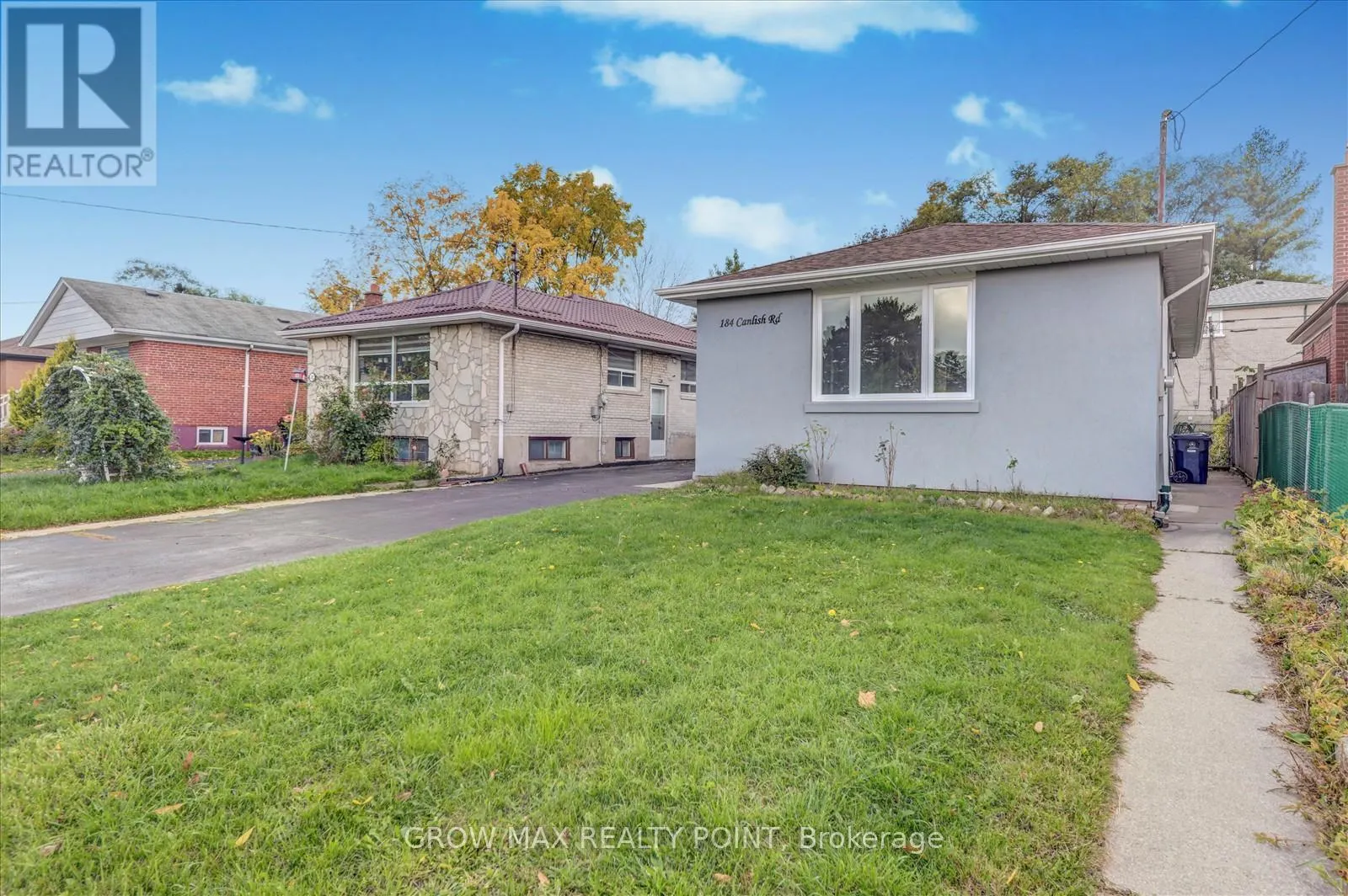 UPPER - 184 CANLISH ROAD E