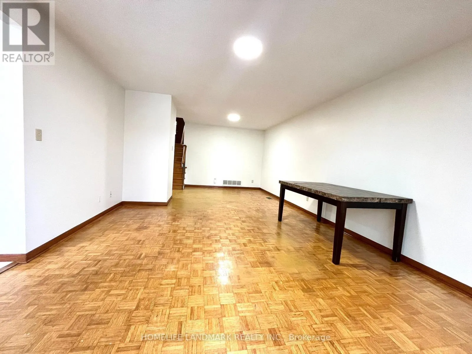 44 LADY CHURCHILL COURT