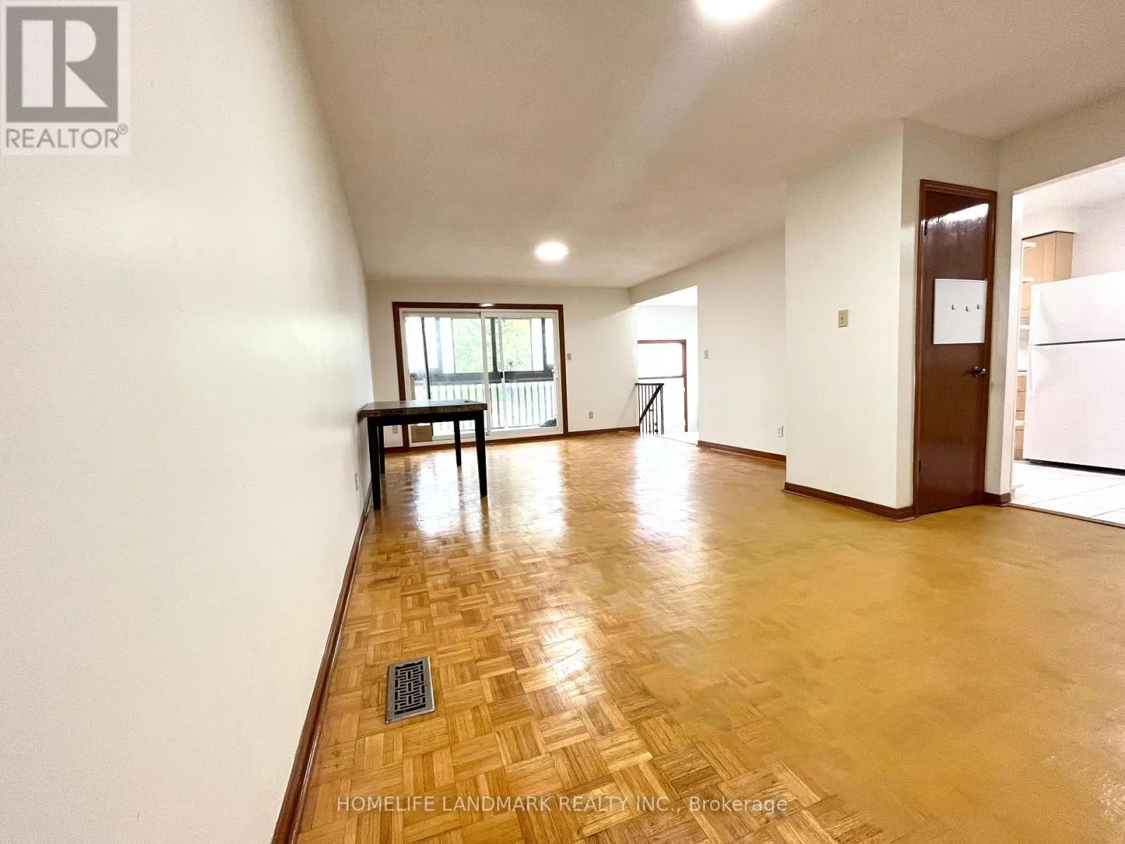 44 LADY CHURCHILL COURT
