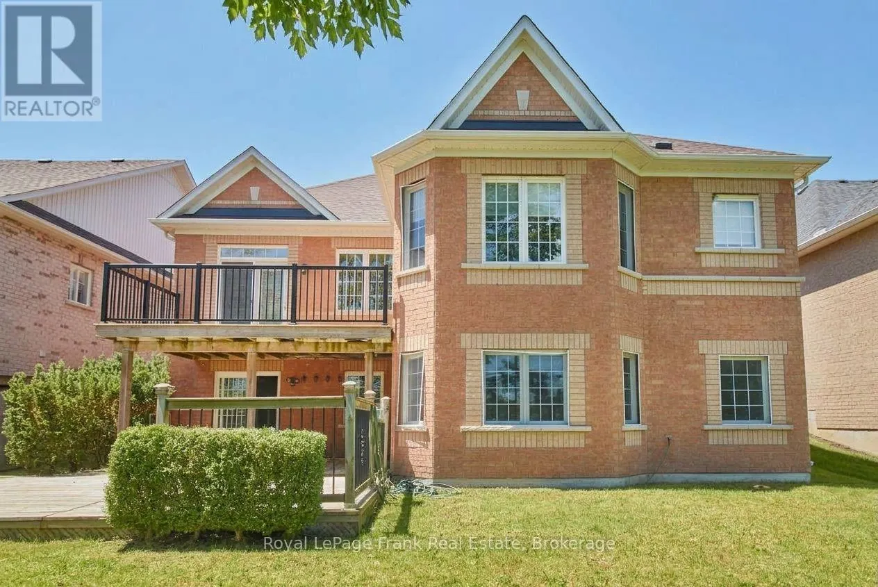 43 HELSTON CRESCENT
