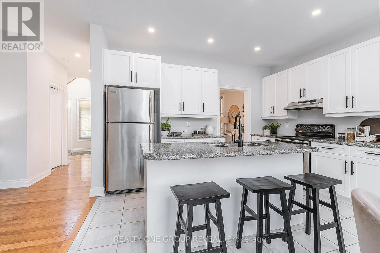 997 COPPERFIELD DRIVE