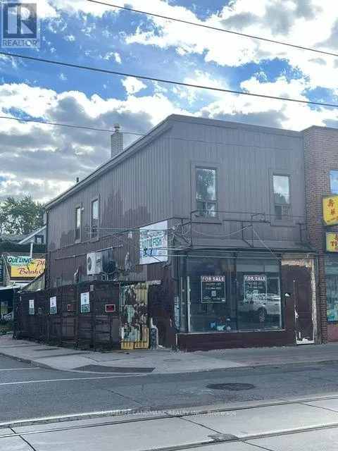673 GERRARD STREET E