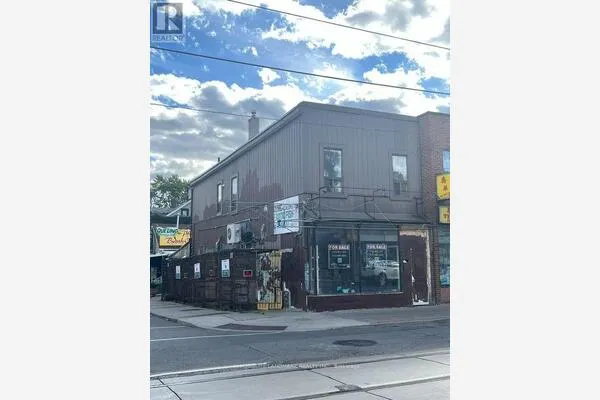 673 GERRARD STREET E