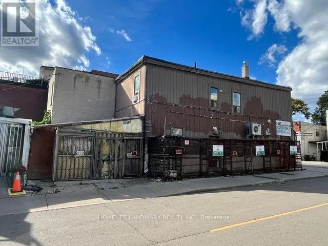 673 GERRARD STREET E