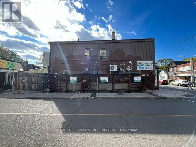 673 GERRARD STREET E