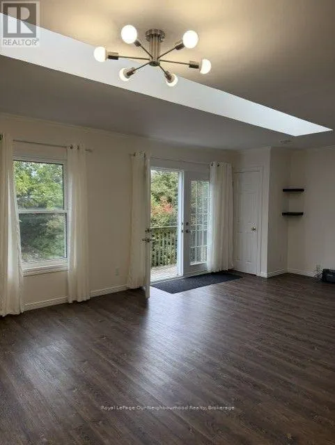 LOFT OVER BOATHOUSE - 131 CEDAR CREST BEACH ROAD