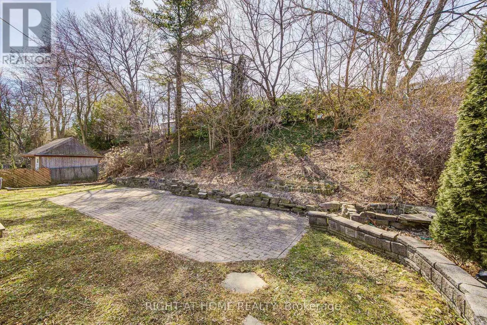 326 JAYBELL GROVE