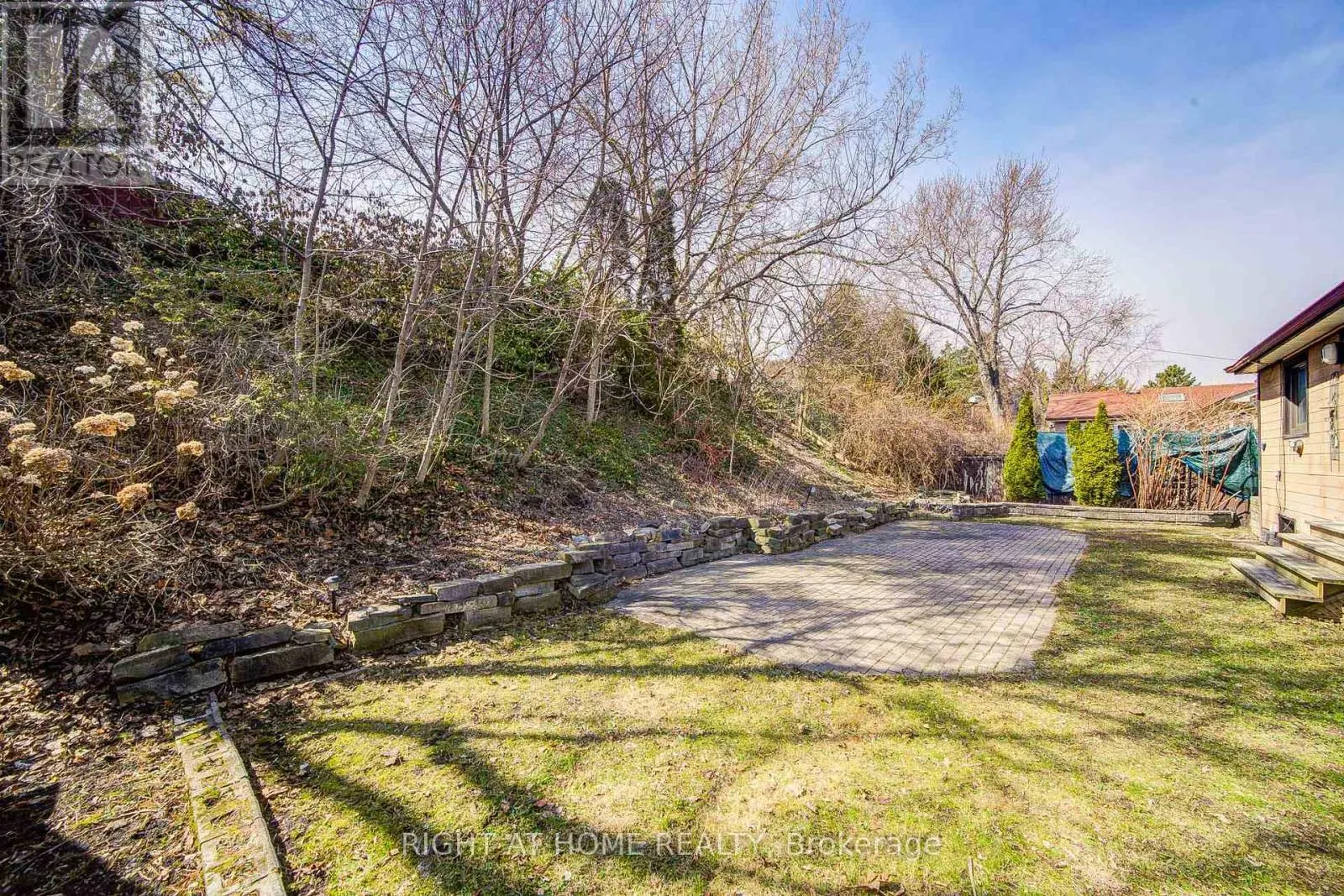 326 JAYBELL GROVE
