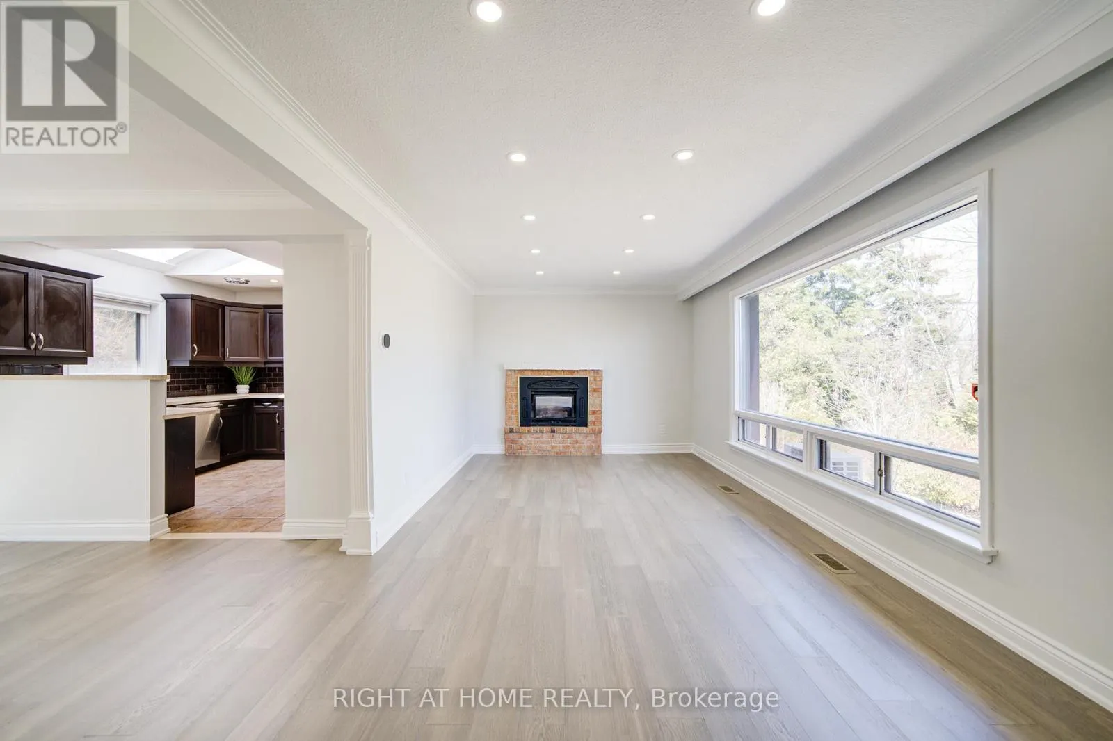 326 JAYBELL GROVE