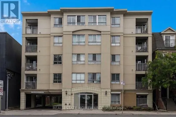 304 - 716 KINGSTON ROAD