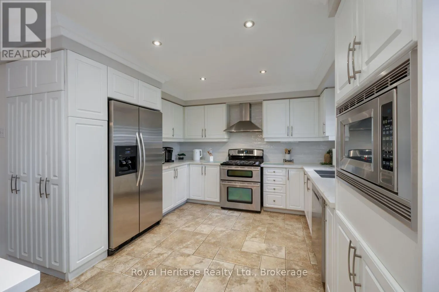 455 ORMOND DRIVE