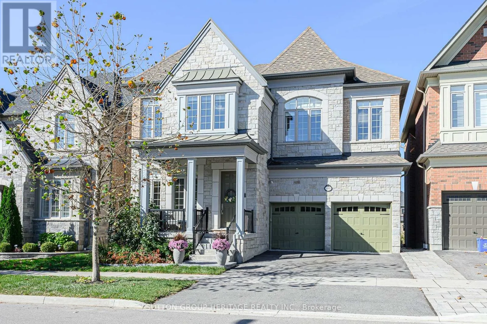 10 BEAVERDAMS DRIVE