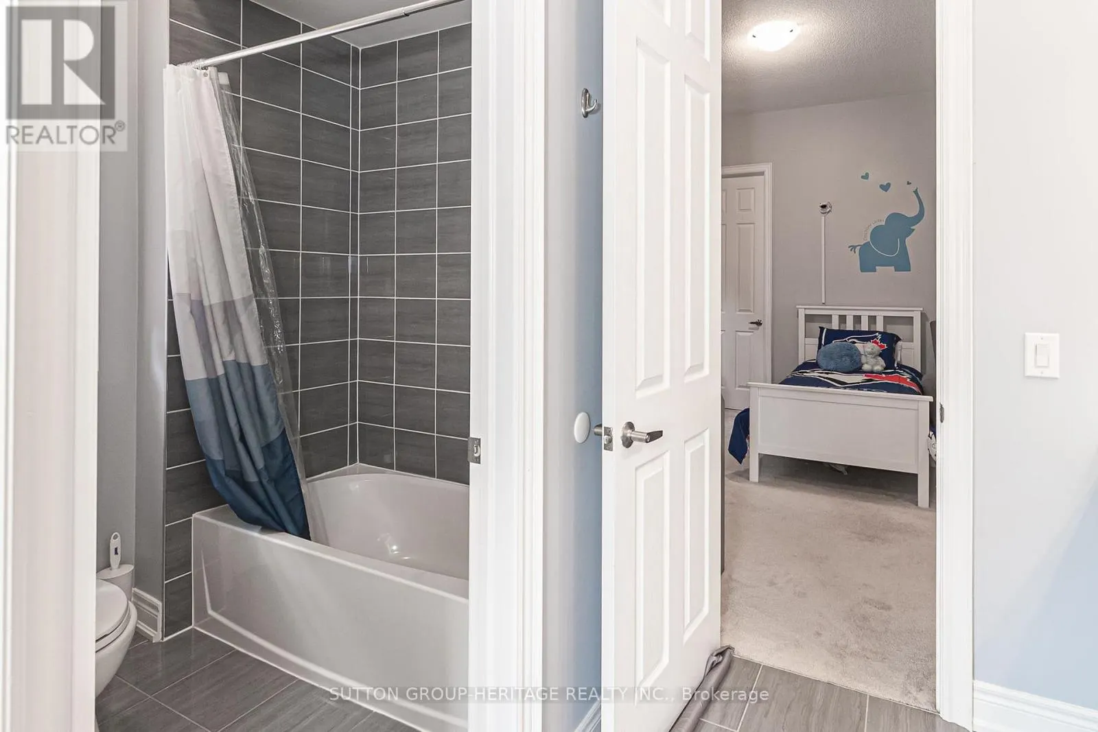10 BEAVERDAMS DRIVE
