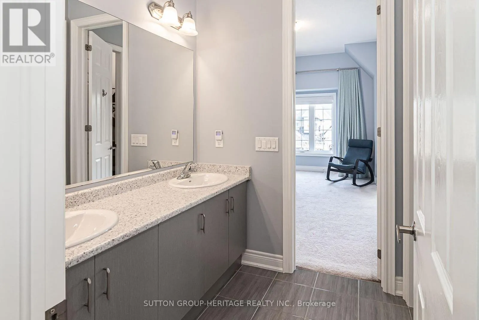 10 BEAVERDAMS DRIVE