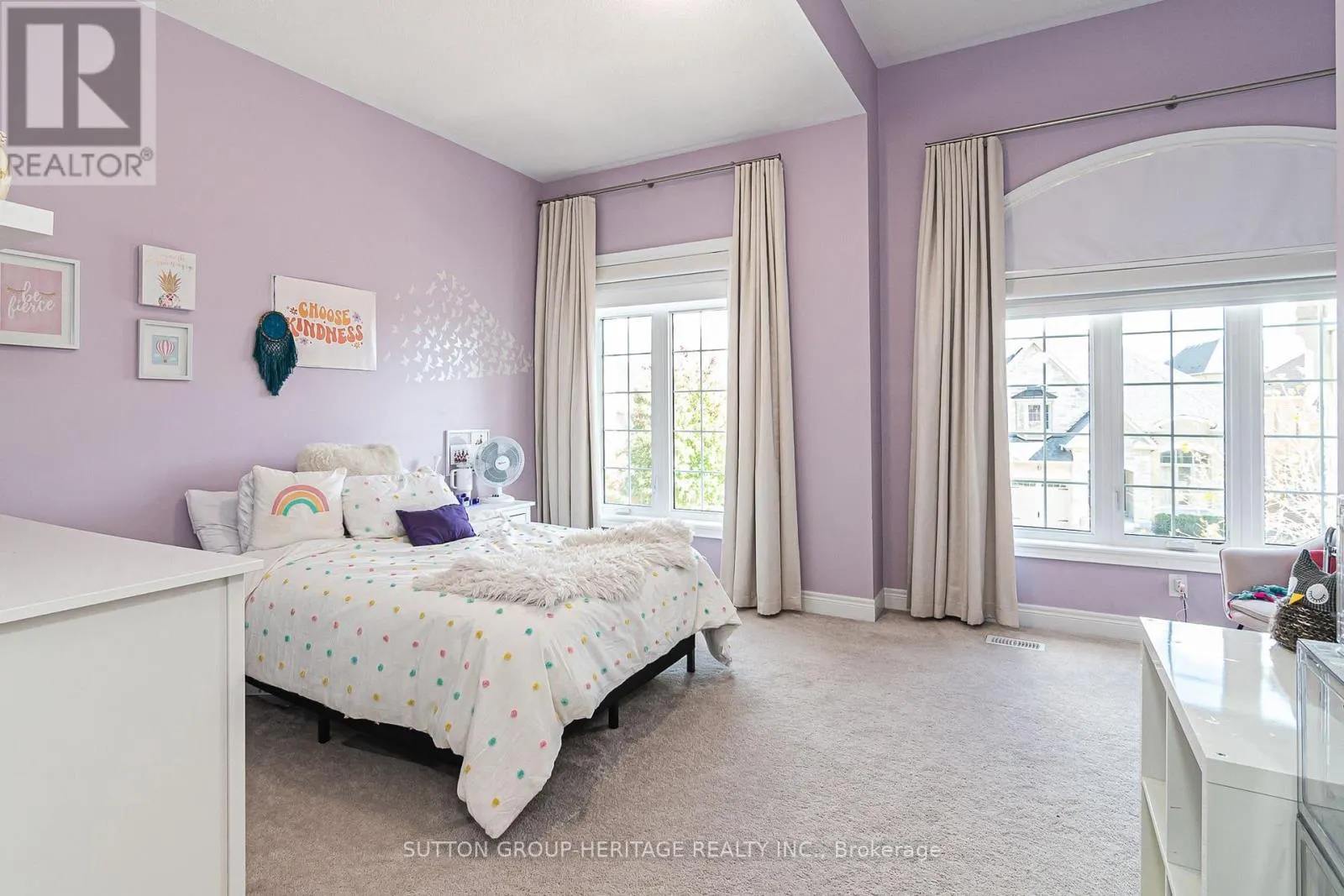 10 BEAVERDAMS DRIVE
