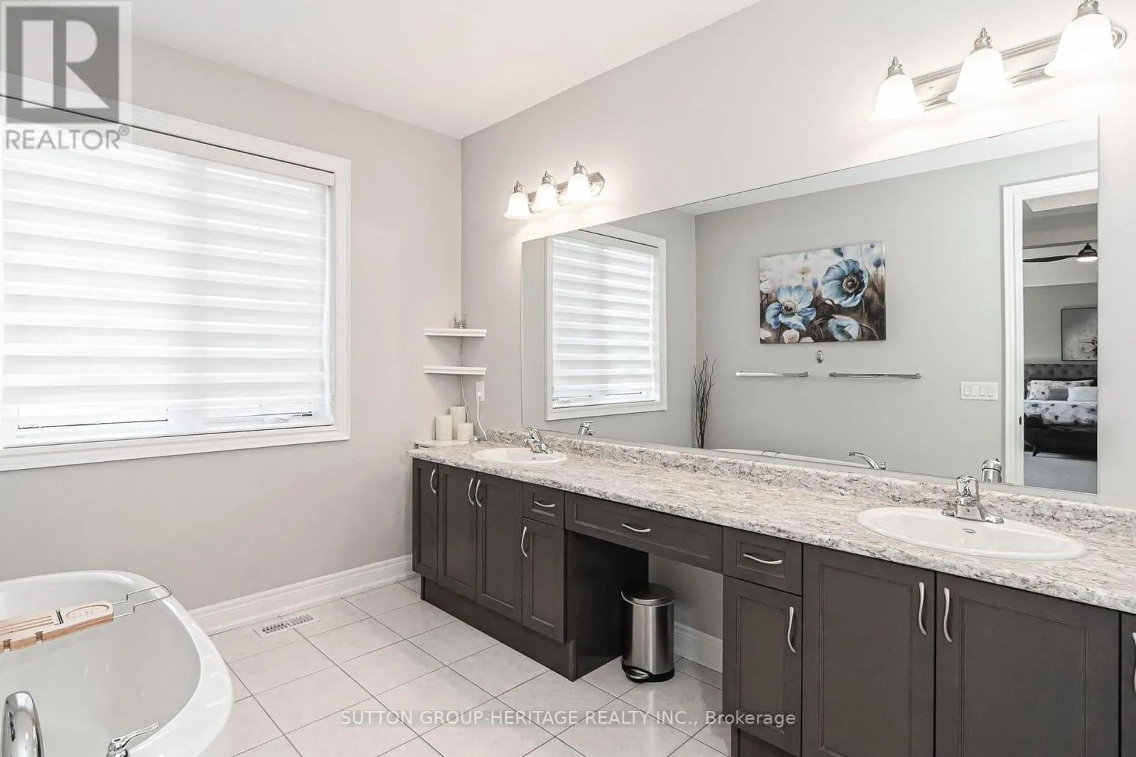 10 BEAVERDAMS DRIVE