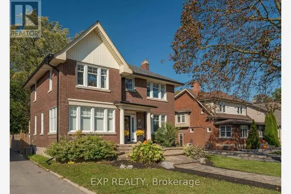 308 KING STREET E