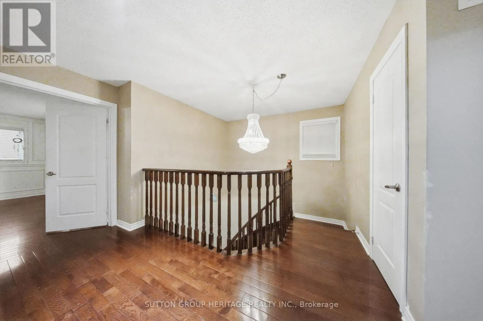 16 SHREWSBURY DRIVE