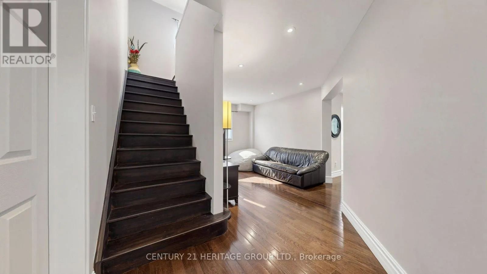 27 BYRAM DOWNS STREET