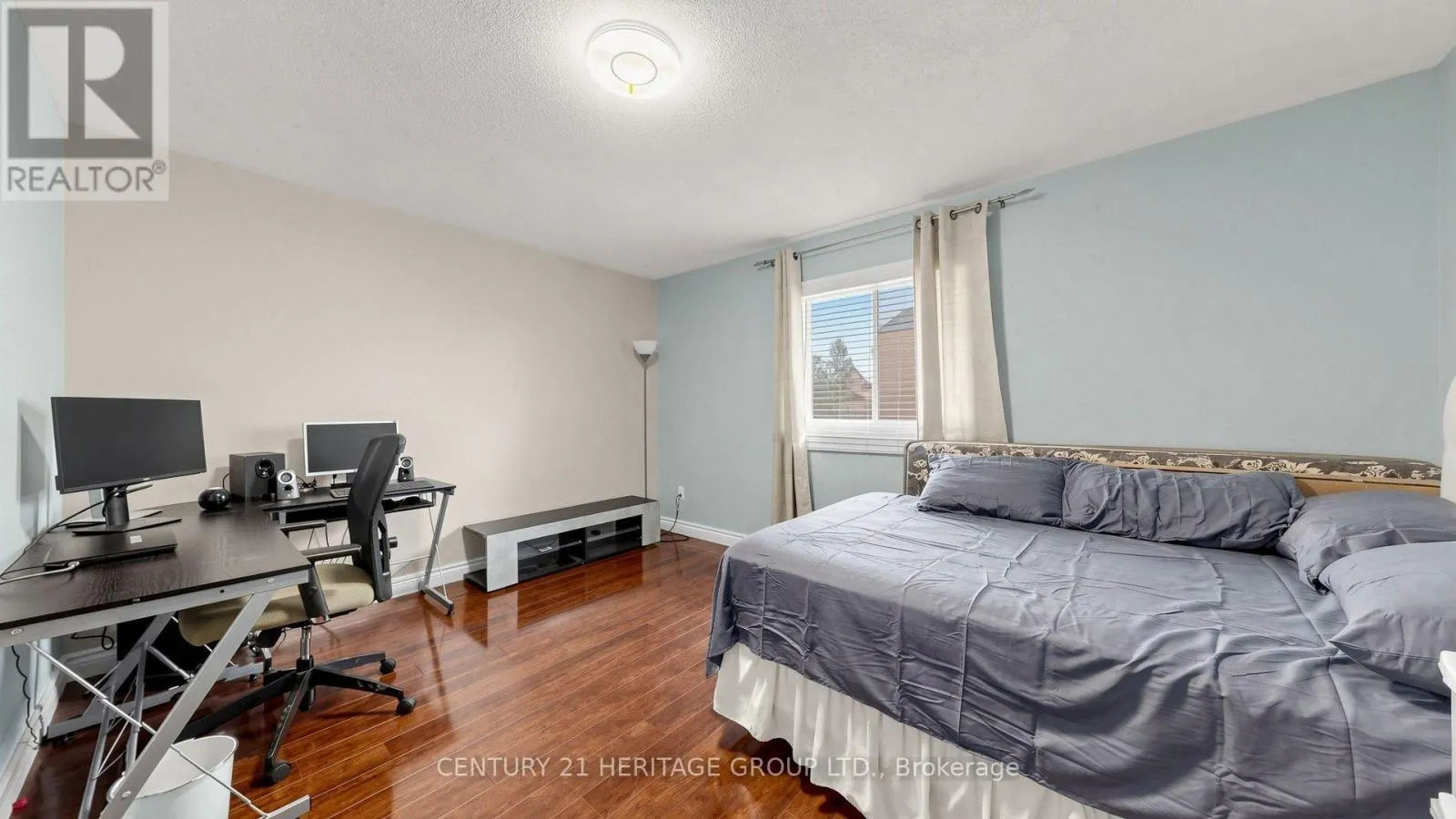 27 BYRAM DOWNS STREET