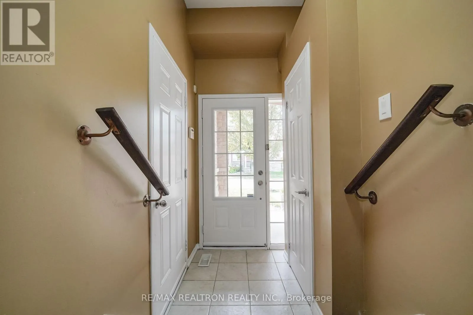15 BLUNDEN ROAD
