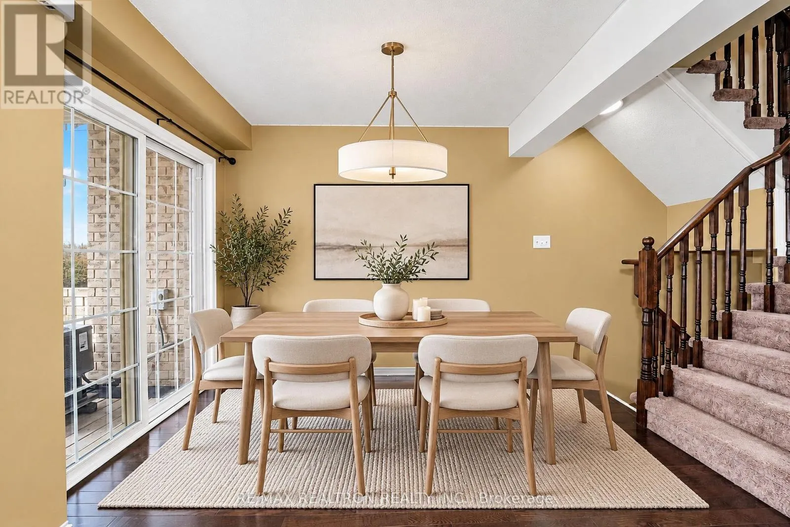 15 BLUNDEN ROAD