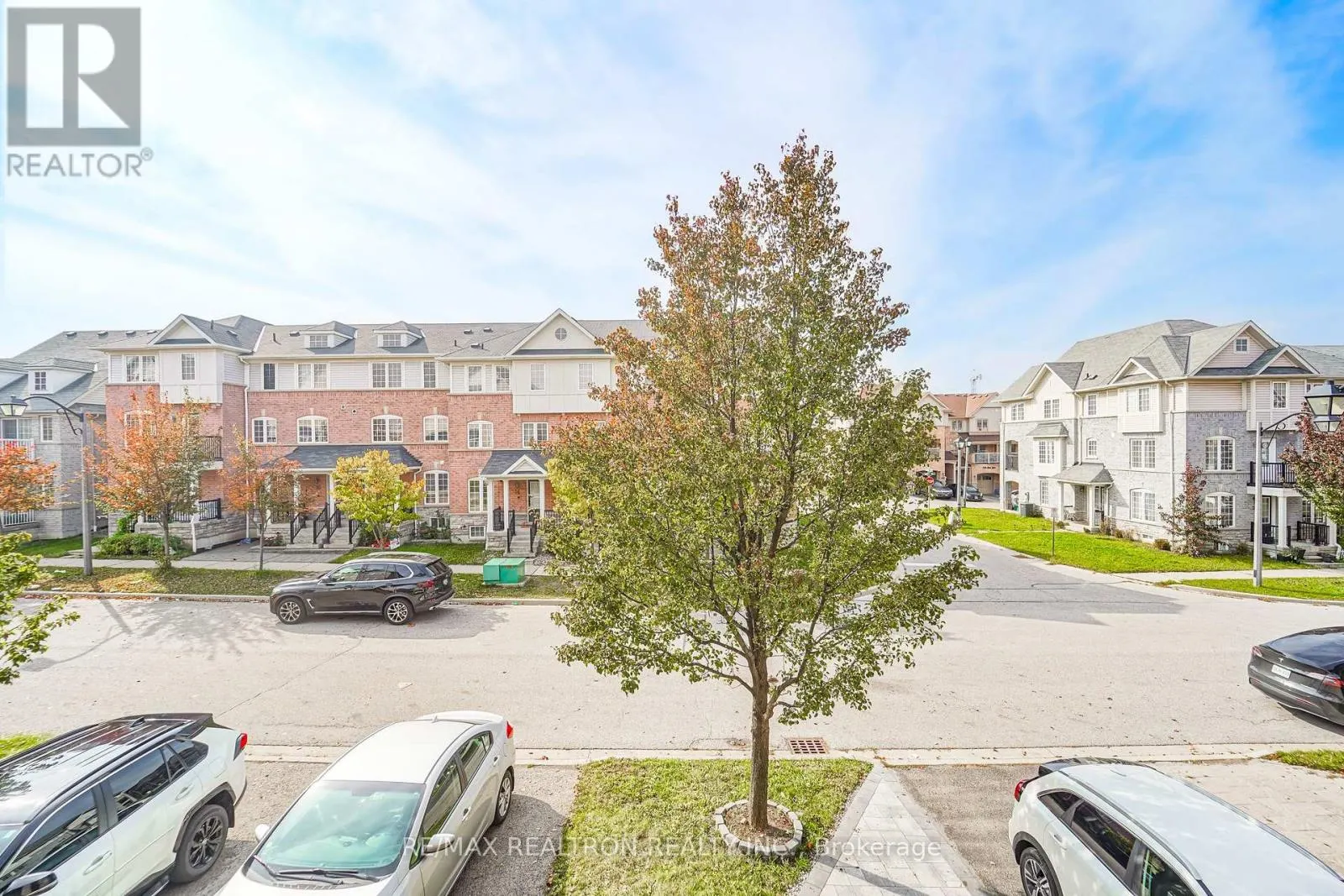 15 BLUNDEN ROAD