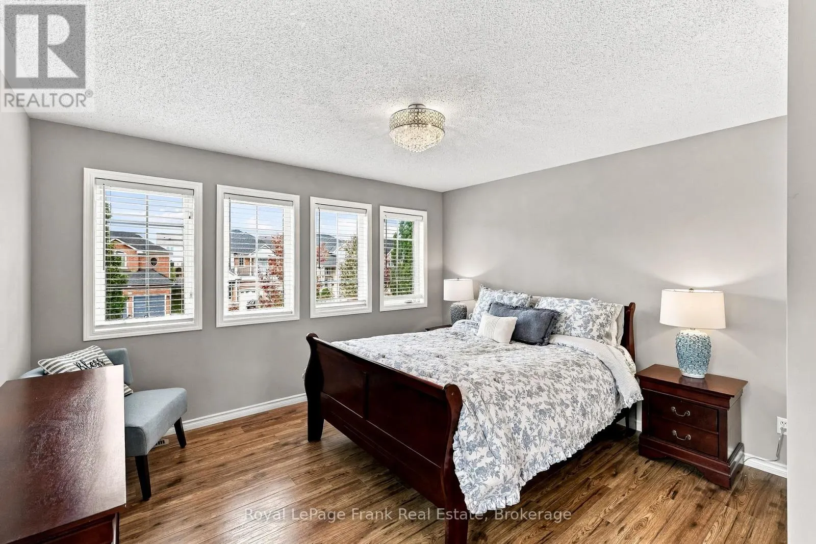 15 SPRUCEWOOD CRESCENT