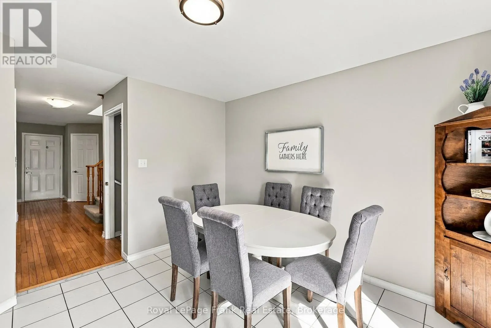 15 SPRUCEWOOD CRESCENT