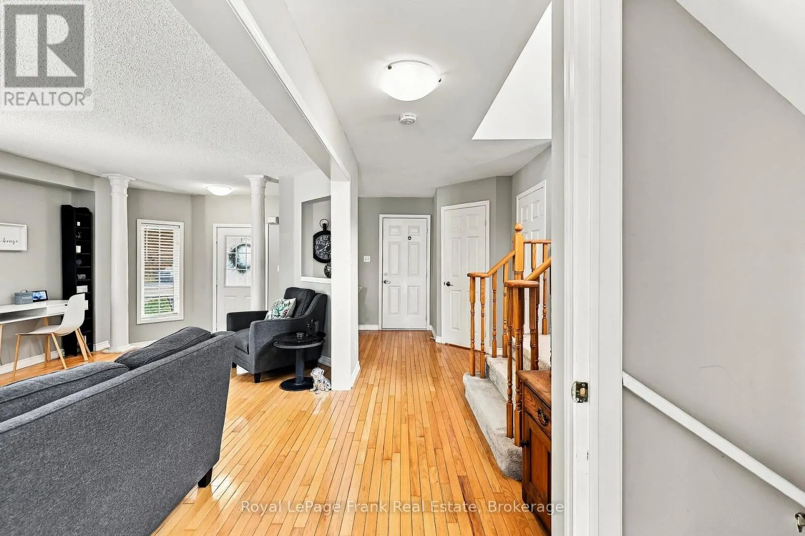 15 SPRUCEWOOD CRESCENT